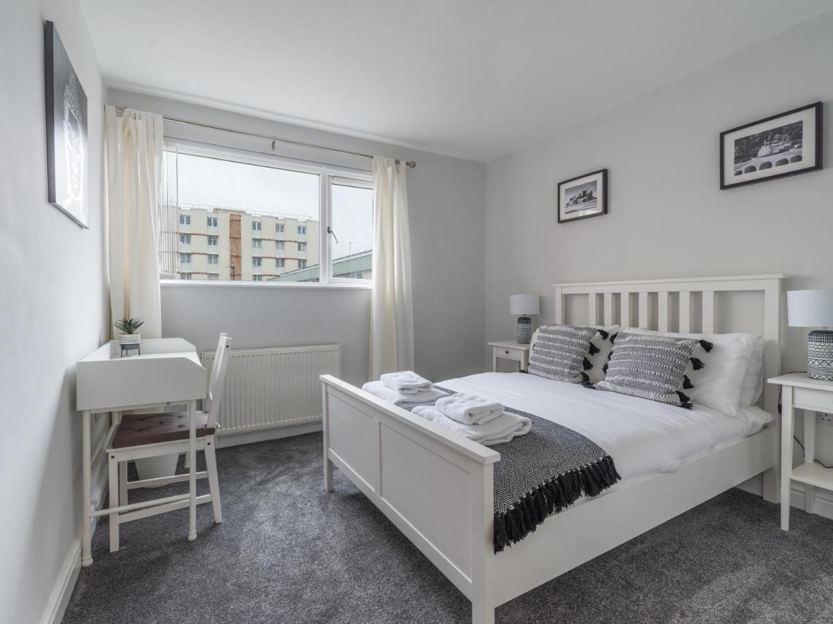 Willa Charming 3-Bed House In Newcastle Upon Tyne Zewnętrze zdjęcie