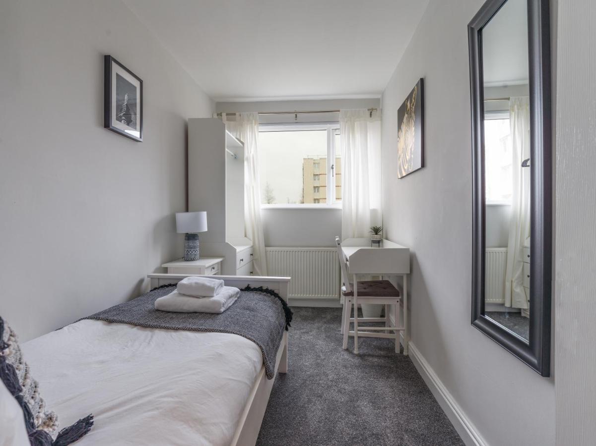 Willa Charming 3-Bed House In Newcastle Upon Tyne Zewnętrze zdjęcie