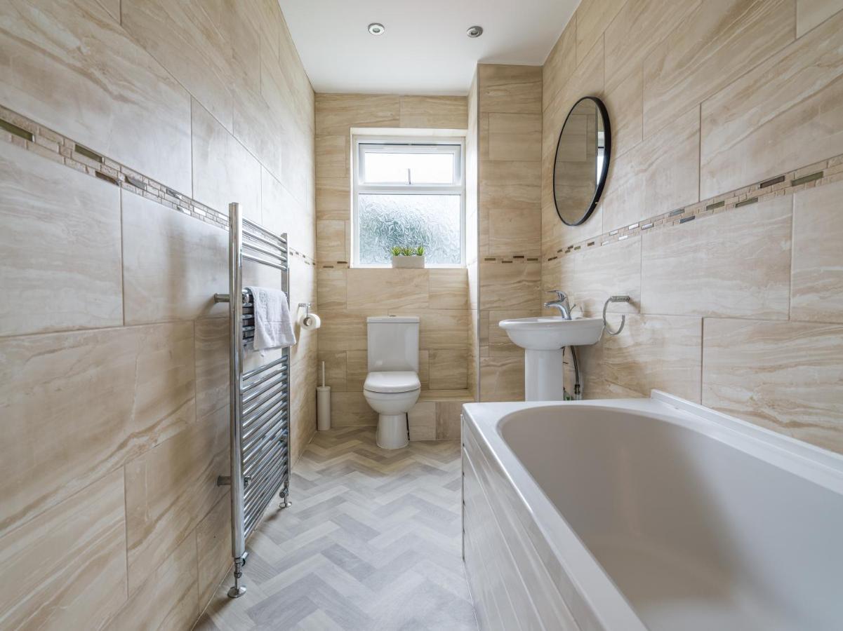 Willa Charming 3-Bed House In Newcastle Upon Tyne Zewnętrze zdjęcie