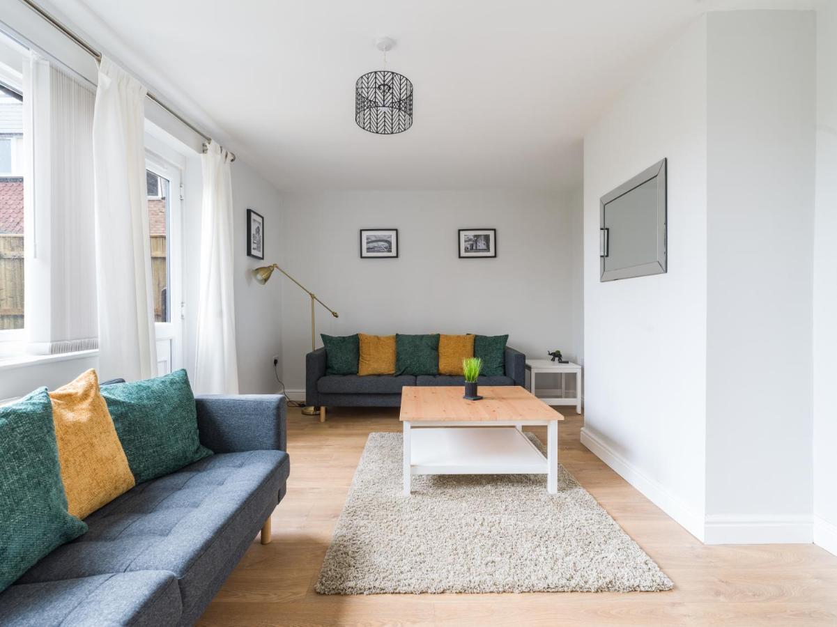 Willa Charming 3-Bed House In Newcastle Upon Tyne Zewnętrze zdjęcie